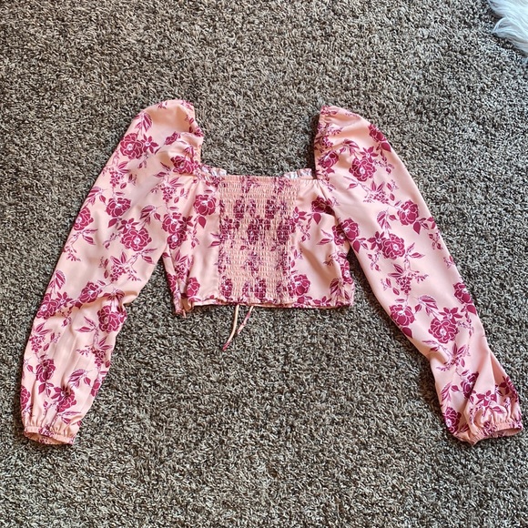 Dolls kill cropped floral top - Picture 4 of 4